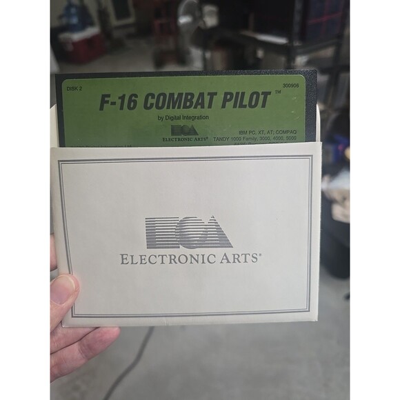 F/16 Combat Pilot PC game Electronic Arts Genuine Vintage PC Software Disks Only - Picture 5 of 10